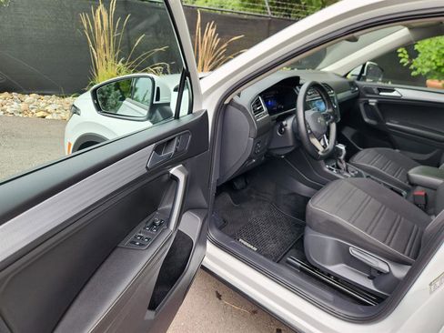 Certified 2024 Volkswagen Tiguan S image 24