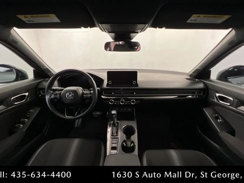 Used 2025 Honda Civic Sport image 9