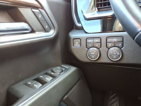 Used 2024 Chevrolet Silverado 1500 RST w/ Z71 Off-Road Package AWD/4WD image 20