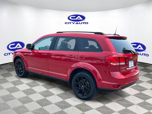 Used 2019 Dodge Journey SE FWD image 5