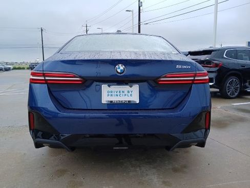 New 2026 BMW 530i RWD image 8
