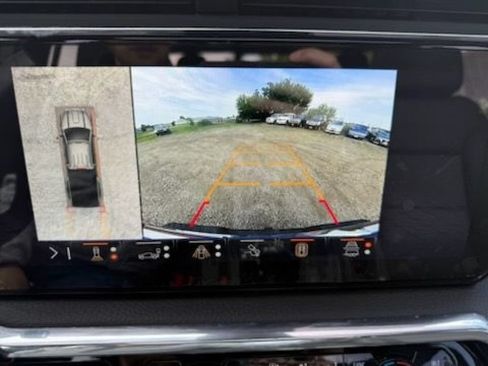 Used 2025 GMC Sierra 3500 Denali AWD/4WD image 41