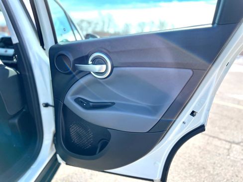 Used 2016 FIAT 500X Pop image 38