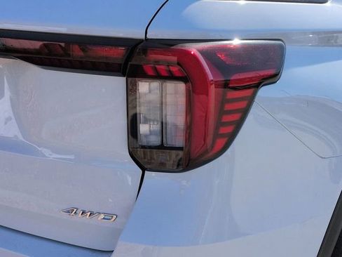 New 2026 Ford Explorer Active image 12