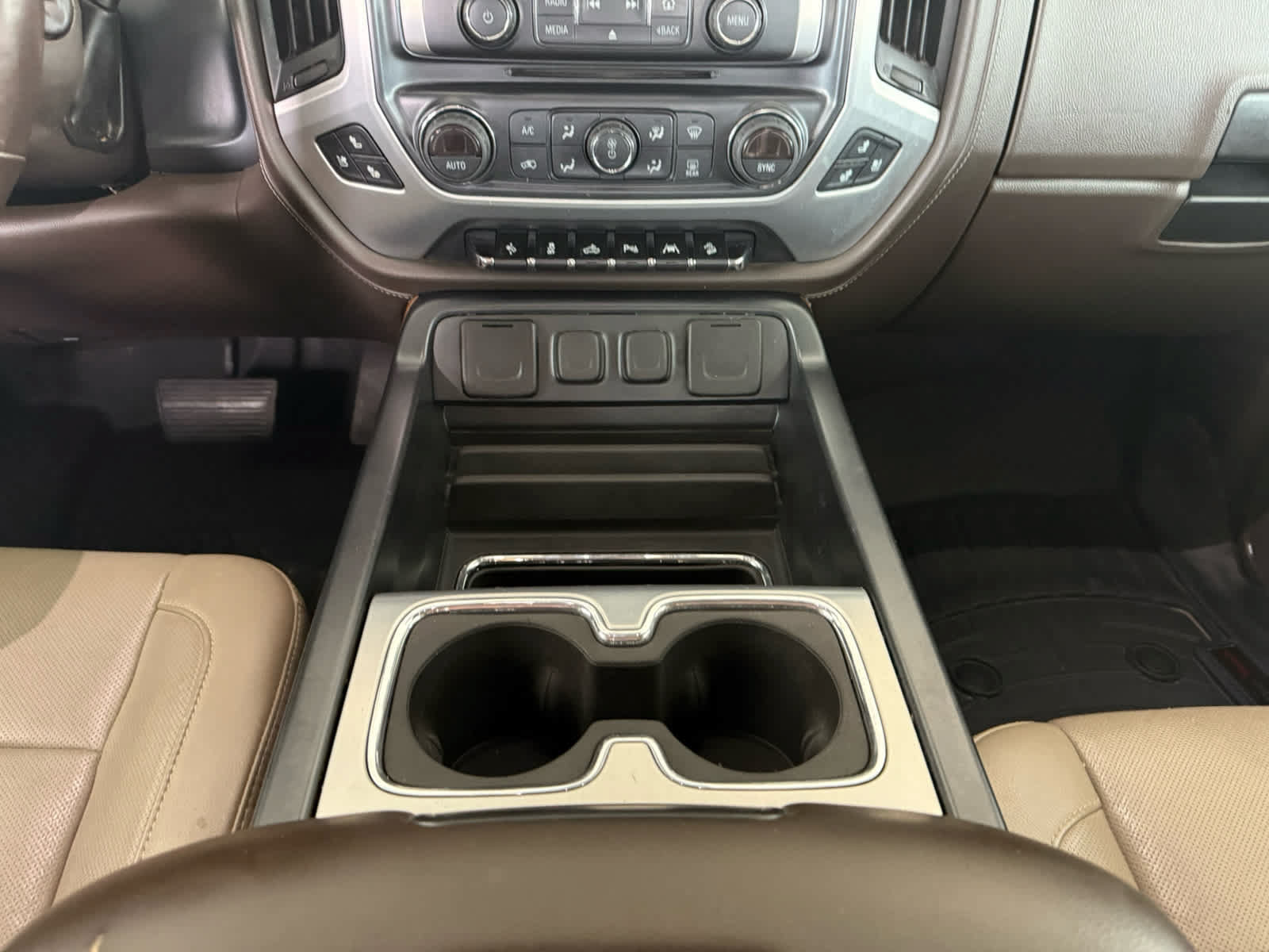 Used 2018 GMC Sierra 1500 SLT AWD/4WD image 8