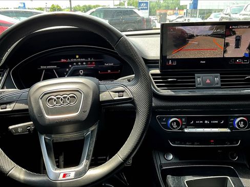 Used 2023 Audi SQ5 Premium Plus w/ Premium Plus Package AWD/4WD image 11