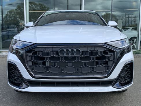 Used 2025 Audi Q8 Premium Plus w/ Premium Plus Package AWD/4WD image 6