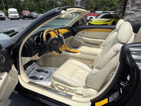 Used 2002 Lexus SC 430 Convertible RWD image 11