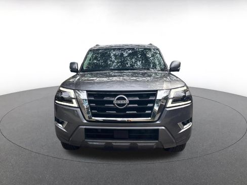 Used 2024 Nissan Armada SL RWD image 2