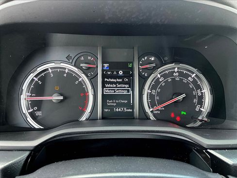 Used 2022 Toyota 4Runner Limited AWD/4WD image 13