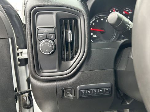 Used 2023 Chevrolet Silverado 2500 W/T w/ WT Convenience Package image 4
