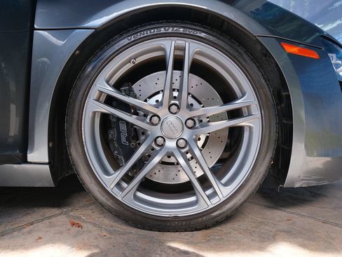 Used 2012 Audi R8 V8 AWD/4WD image 43
