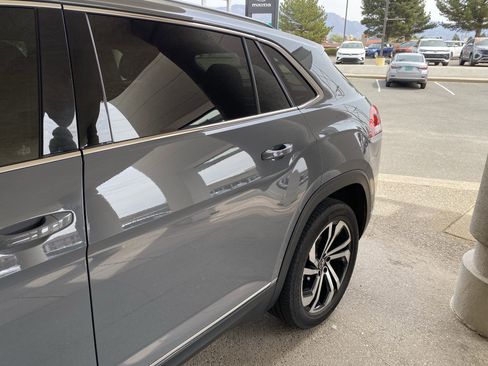 Used 2020 Volkswagen Atlas Cross Sport SEL Premium image 51