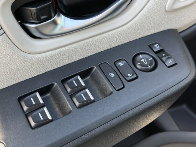 New 2026 Honda Pilot Touring image 12