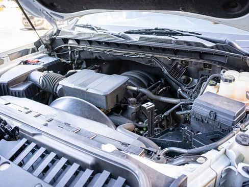 Used 2022 GMC Sierra 2500 SLE image 37