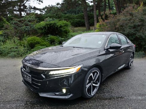 Certified 2022 Honda Accord Sport Special Edition image 3