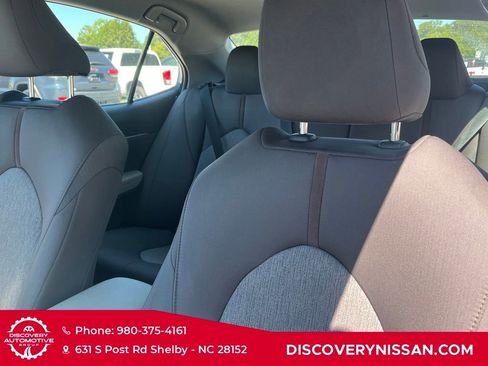 Used 2019 Toyota Camry LE image 8