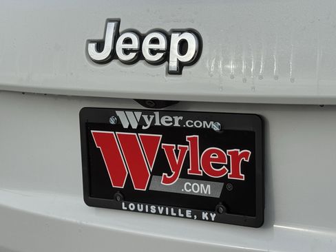 Used 2015 Jeep Grand Cherokee Limited image 52