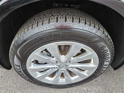 Used 2017 Buick Envision Essence image 19