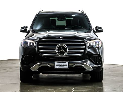 Certified 2024 Mercedes-Benz GLS 450 4MATIC image 3