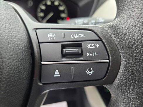 New 2026 Honda HR-V LX image 12