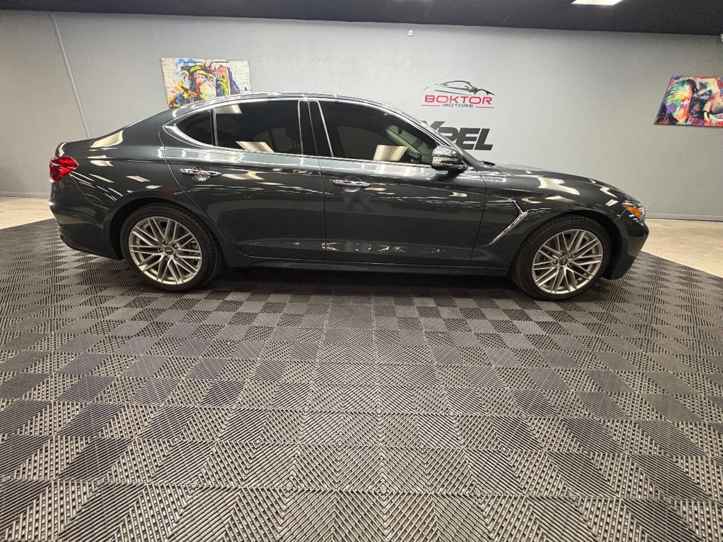 Used 2021 Genesis G70 2.0T AWD/4WD image 13