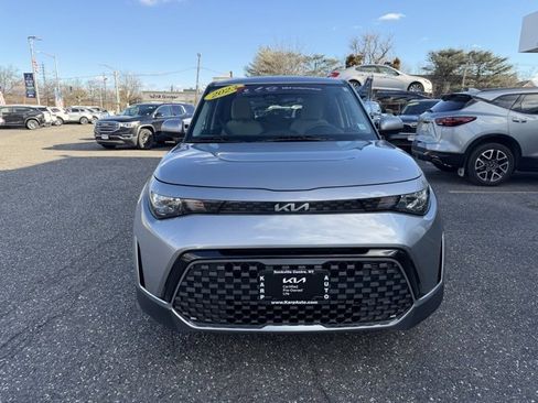 Used 2023 Kia Soul EX image 8