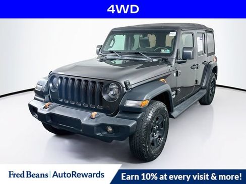 Used 2018 Jeep Wrangler Unlimited Sport AWD/4WD image 3