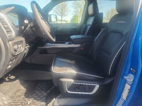 New 2026 RAM 1500 Laramie AWD/4WD image 21