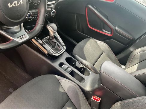 Used 2024 Kia Soul GT-Line w/ GT-Line Technology Package FWD image 16