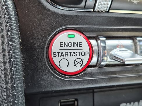 Used 2017 Ford Mustang Premium image 25