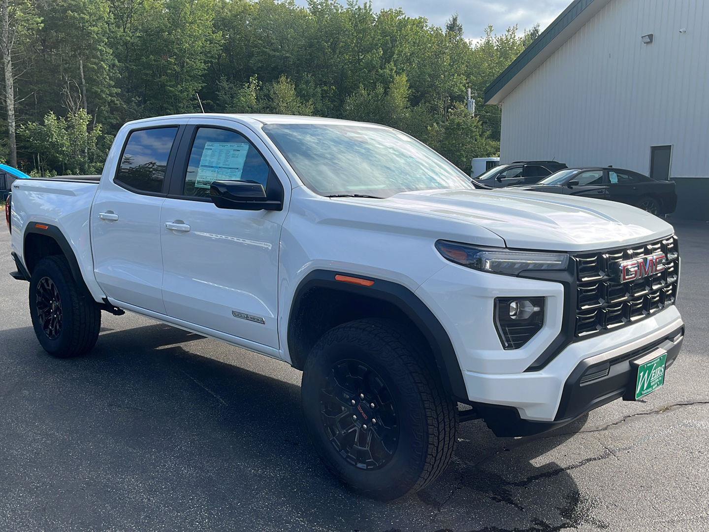 New 2026 GMC Canyon Elevation AWD/4WD image 3