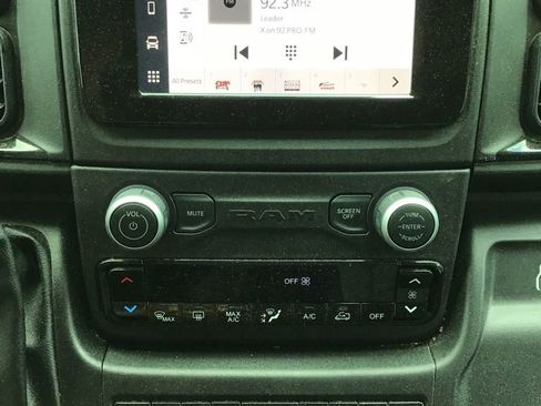 Used 2026 RAM ProMaster 2500 w/ Convenience Group FWD image 9
