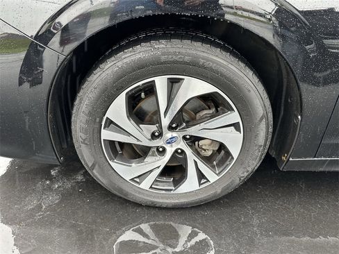 Used 2022 Subaru Legacy Premium image 10
