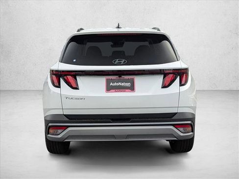 Used 2025 Hyundai Tucson SEL FWD image 7