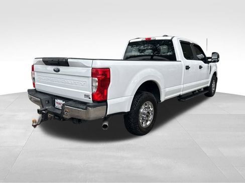 Used 2022 Ford F250 XL w/ Power Equipment Group image 3