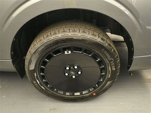 New 2025 Ford Maverick Lobo image 9