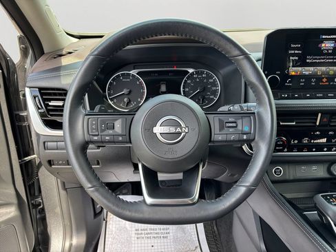 Used 2023 Nissan Rogue SL w/ SL Premium Package AWD/4WD image 19