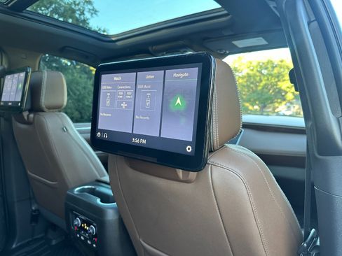 Used 2021 Chevrolet Tahoe High Country w/ Premium Package 2 image 30