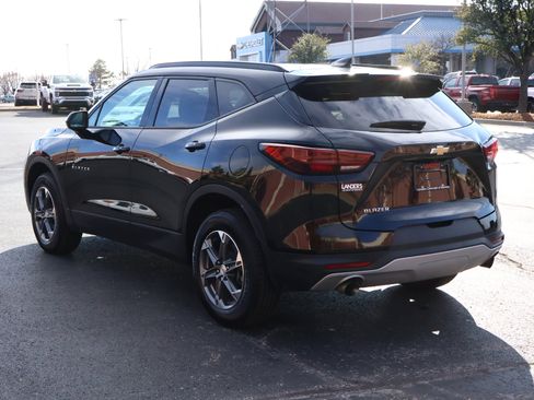 Certified 2024 Chevrolet Blazer LT w/ Convenience Package image 6