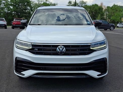 Used 2024 Volkswagen Tiguan SE R-Line AWD/4WD image 5