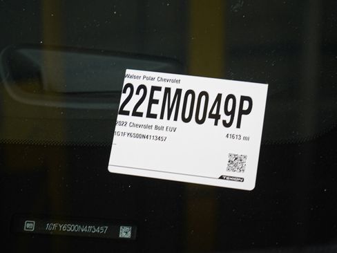 Used 2022 Chevrolet Bolt EUV LT w/ Convenience Package image 28