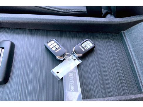 Used 2021 Honda Pilot Special Edition image 12
