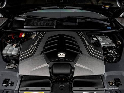 Used 2023 Lamborghini Urus S AWD/4WD image 4