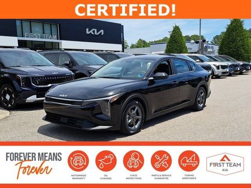 Used 2025 Kia K4 FWD image 1