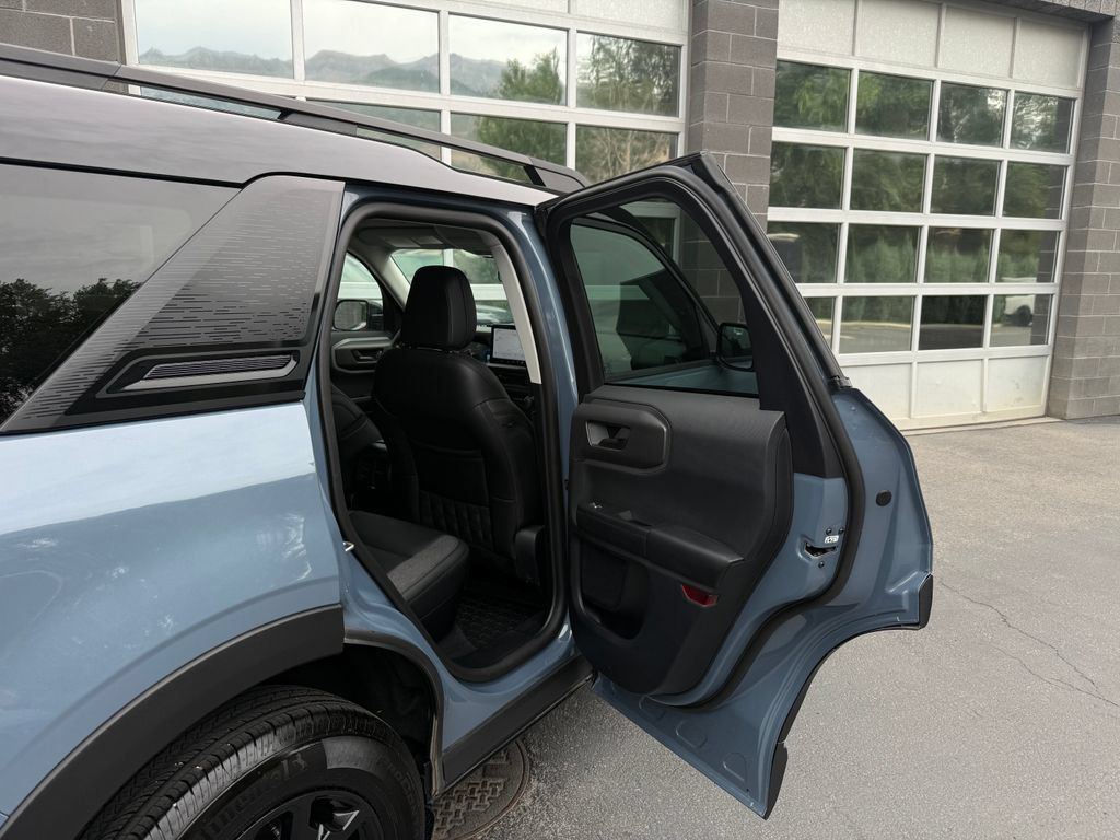 Used 2025 Ford Bronco Sport Big Bend w/ Black Appearance Package AWD/4WD image 35