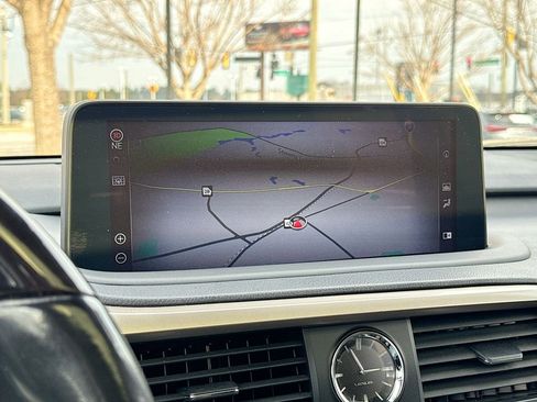 Used 2021 Lexus RX 350L Luxury w/ Accessory Package image 27