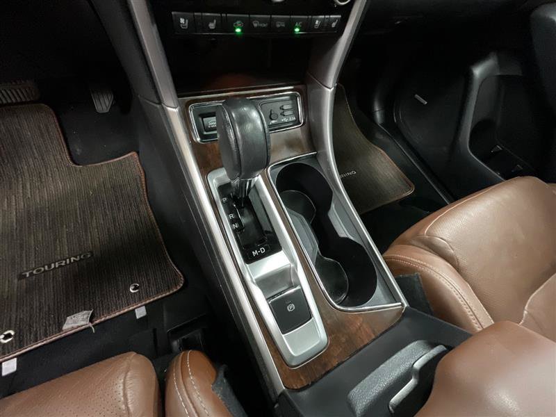 Used 2019 Subaru Ascent Touring w/ Popular Package #3 AWD/4WD image 16
