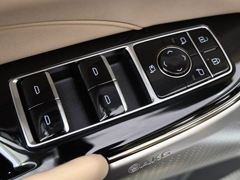 New 2025 Cadillac Lyriq Sport w/ Nappa Leather Package AWD/4WD image 23