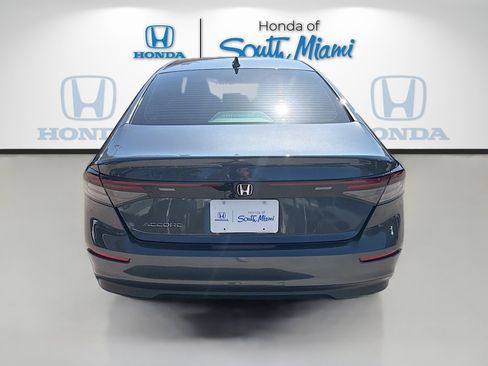 Used 2023 Honda Accord EX image 6